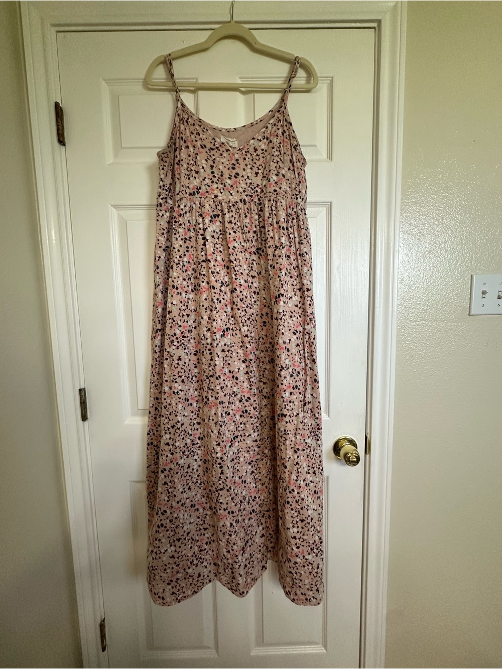 Caslon Pink Speckled V-Neck Maxi Dress